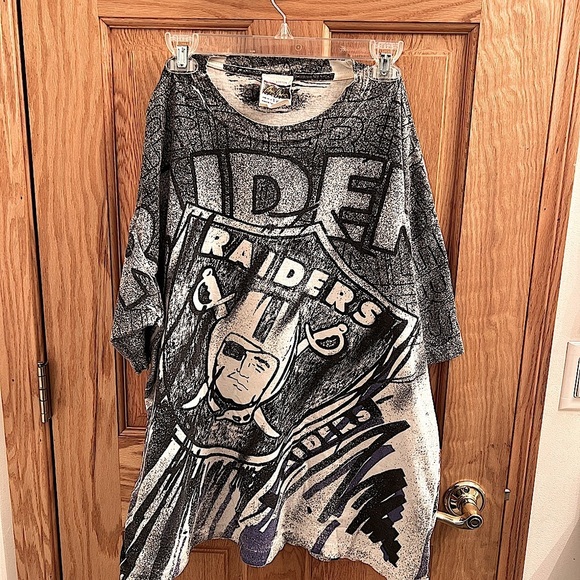 Vintage 90s Magic Johnson NFL Raiders Tshirt size XL - Picture 1 of 11